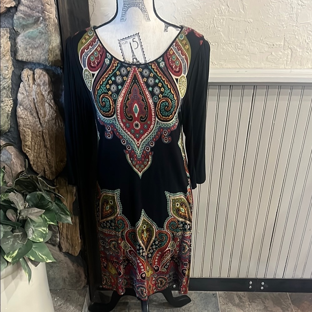 Cha Cha Vente Black and Multicolor Dress